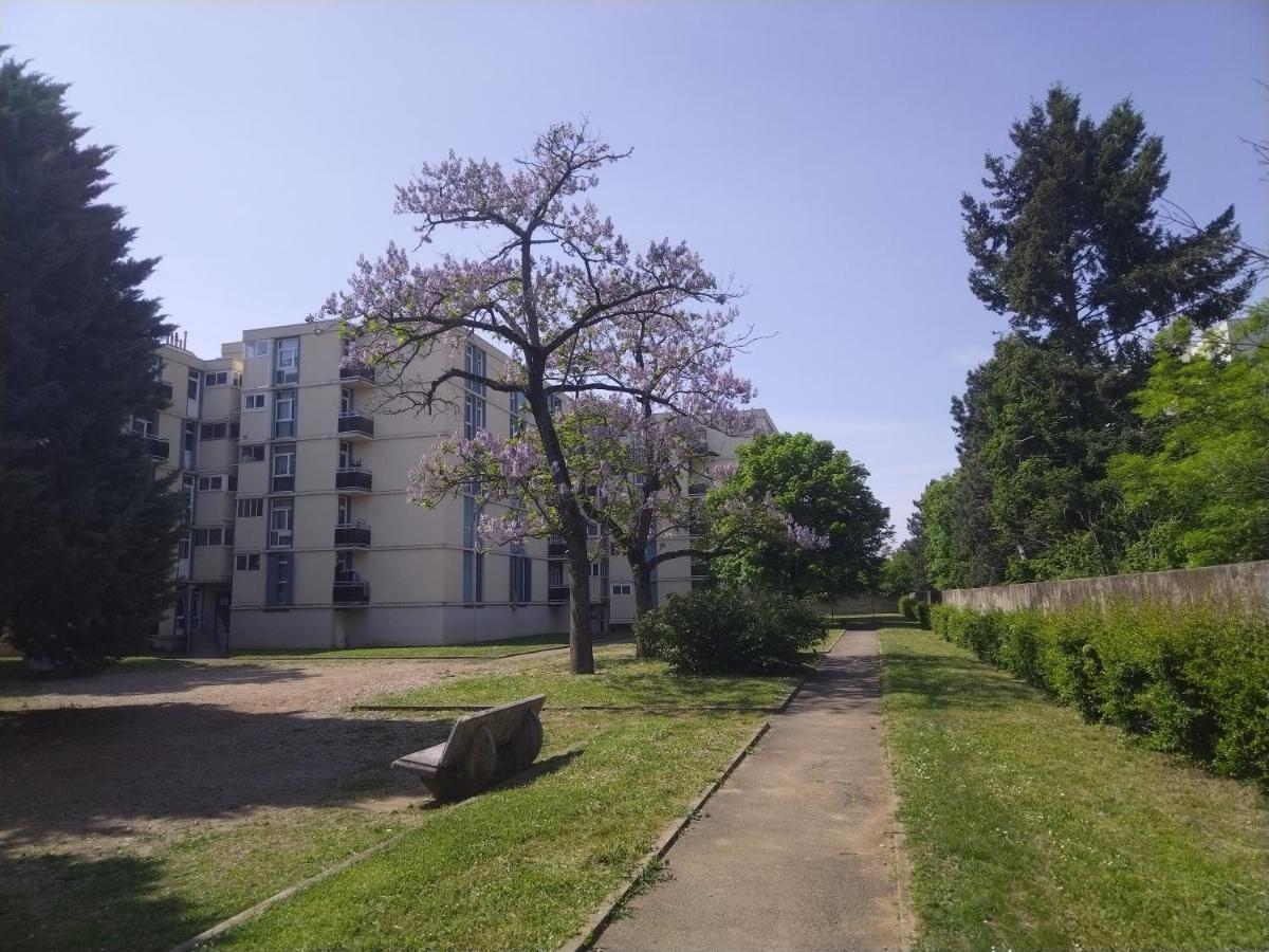 Residence Du Parc Des Tilleuls De Lyon 82 M2 Pkg Free Exterior photo